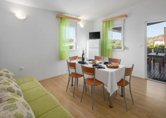 Vikendica Amazing In Tinjan