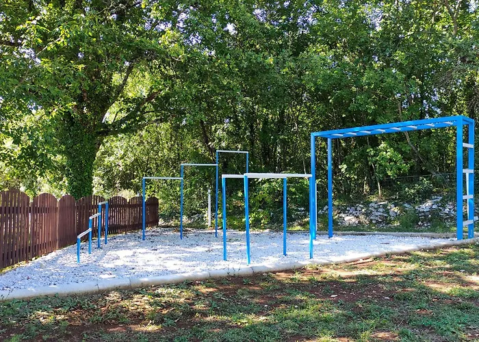 Amazing In Vikendica *